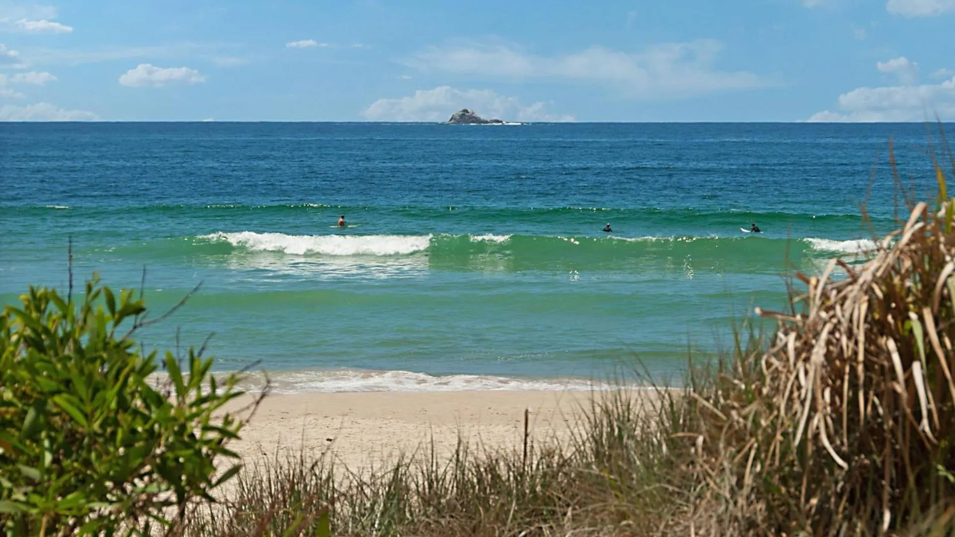 Cavvanbah - April Sun Villa Byron Bay Australia